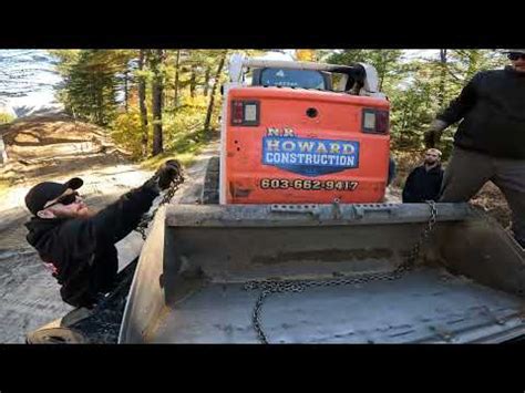 towing new holland skid steer|moving a skid steer without power.